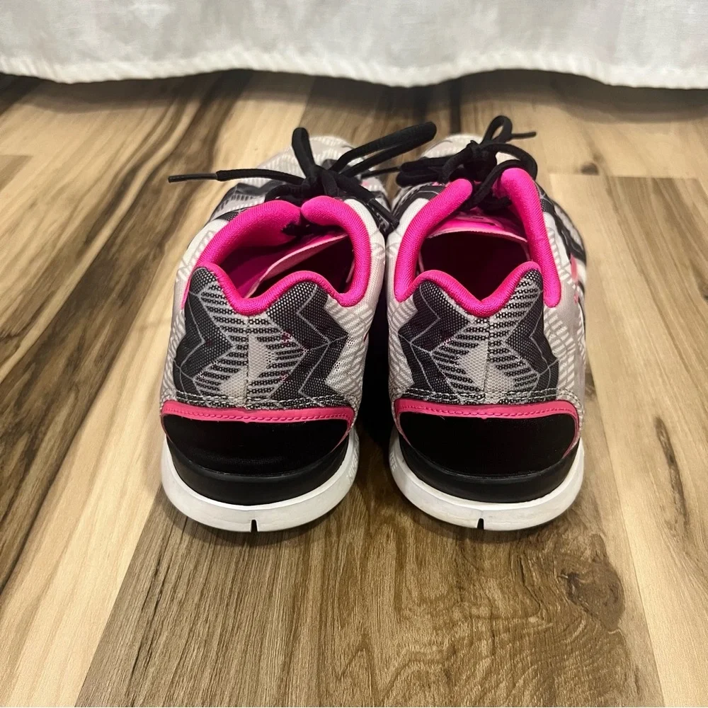 Nike Free Chevron TR Fit 3 Shoes Size 8.5 - Picture 2 of 6